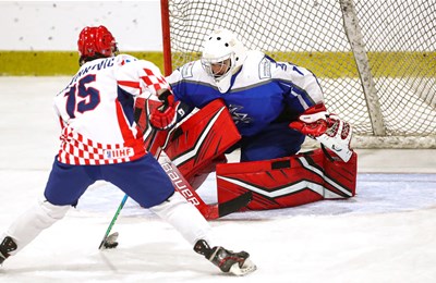 Hrvatska opet izgubila u produžetku i ispala u nižu diviziju