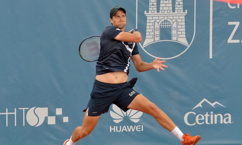Nino Serdarušić i Andrew Paulson uvjerljivo do četvrtfinala ATP turnira u Lyonu