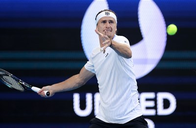 Đoković izdržao jedan set pa predao polufinalni dvoboj Zverevu