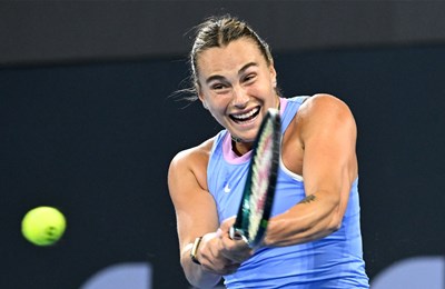 Prva tenisačica svijeta i do druge pobjede na WTA Finalsu