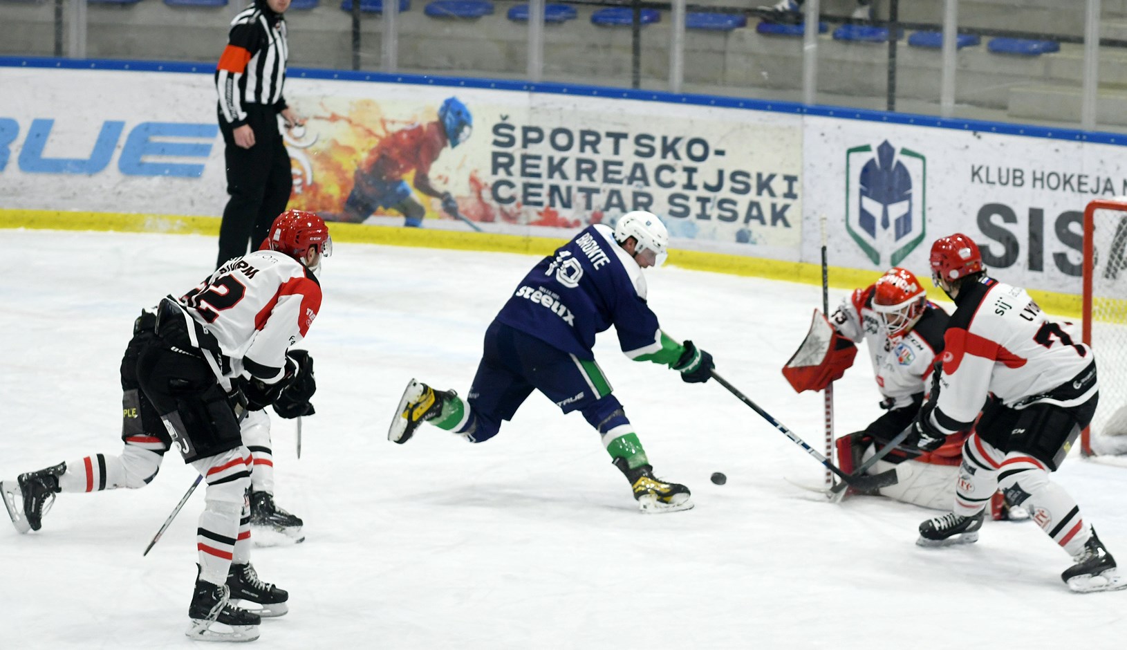 Hokejaši Siska u Jesenicama brane vodeću poziciju na ljestvici Alpske lige