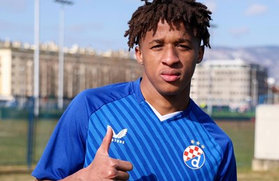 Varela nakon godinu dana u Dinamu blizu povratka u Porto