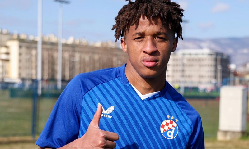 Varela nakon godinu dana u Dinamu blizu povratka u Porto