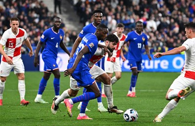 Juventus opet bacio oko na Kolo Muanija