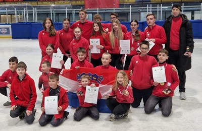 Klizači Meteora i ove sezone odnijeli naslov ukupnog pobjednika Alpe Adria Trophy serije