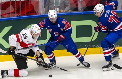 SP hokej: Šveđani upisali i treću pobjedu, Švicarci zaustavili Amerikance