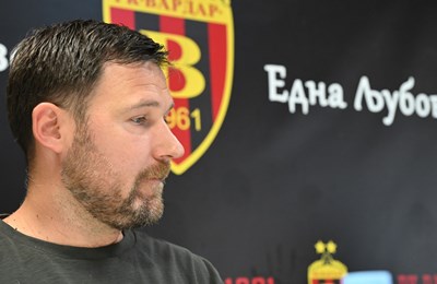 Ivan Čupić predstavljen kao novi trener Vardara, s njim dolazi i Mario Kelentrić