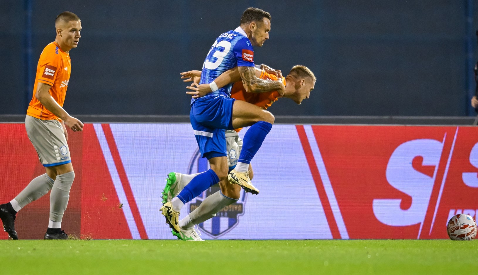 Kronologija: Zanimljiv dvoboj na Maksimiru, VAR spasio Lokomotivu od poraza