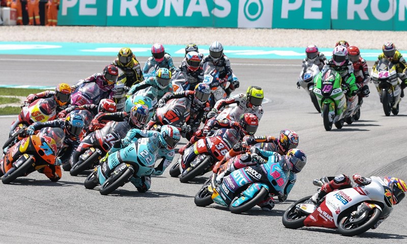 Švicarski motociklist morat će na višestruke operacije nakon teške nesreće u nedjelju na Sepangu