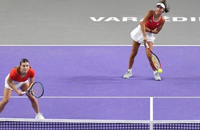 Hrvatske tenisačice nisu uspjele, češki par slavio u tri seta i izborio ulazak u elitu