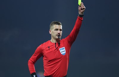 Stojkovićev nepotrebni drugi žuti karton ostavio suigrače u teškoj situaciji