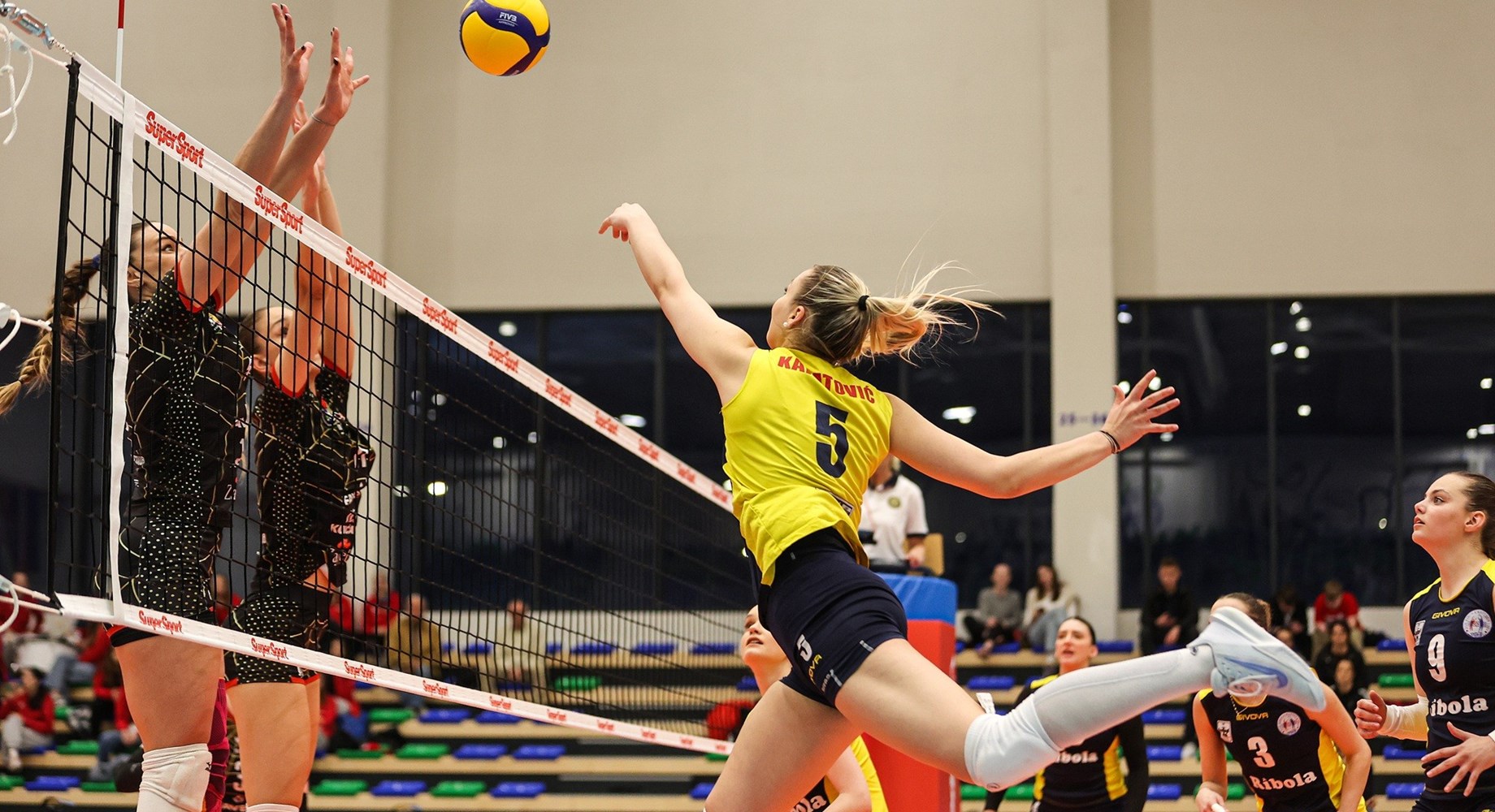 Mladost lako slavila protiv gradskog rivala, Ribola furioznim završetkom do pobjede u Zaprešiću