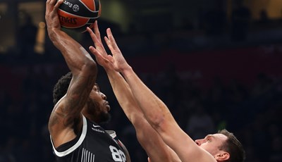 Hezonja predvodio Real do pobjede u Istanbulu, dvoboj u Pireju odgođen