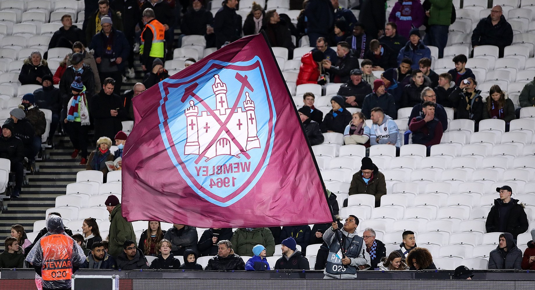 Velika bitka za vlasništvo u West Hamu: Bivši šefovi Newcastlea ulaze u klub, češki milijarder sprema tužbu