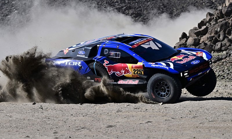 Nasser Al Attiyah slavljem u šestoj etapi preuzeo vodstvo u ukupnom poretku relija Dakar