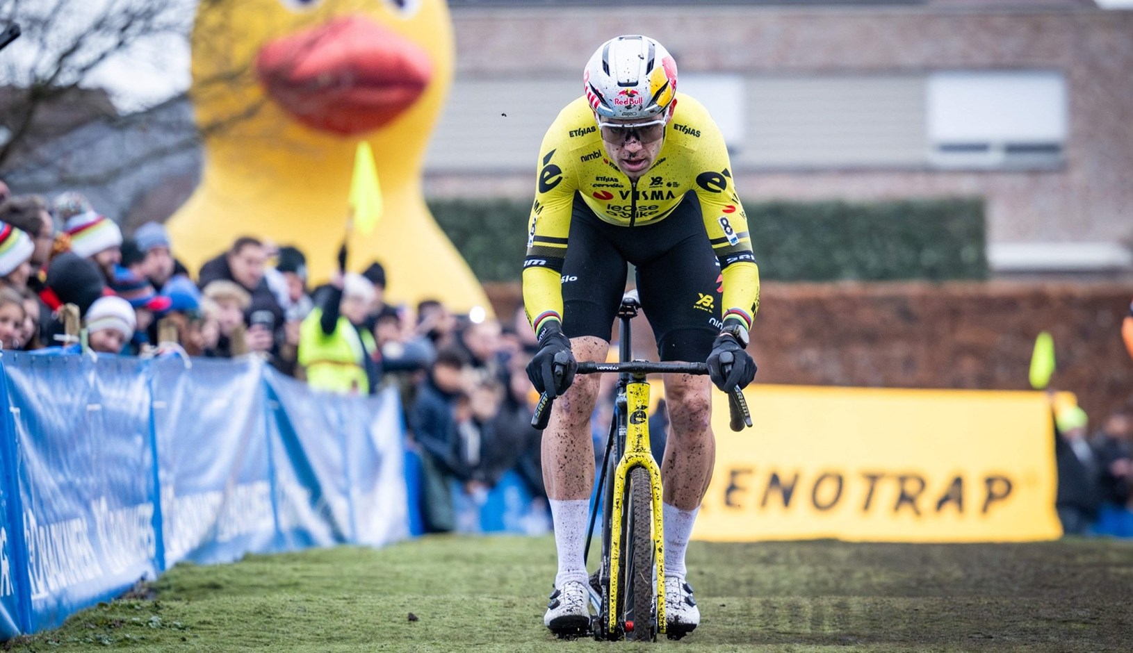 Van Aert uspješno operiran nakon neugodnog pada tijekom utrke u Molu