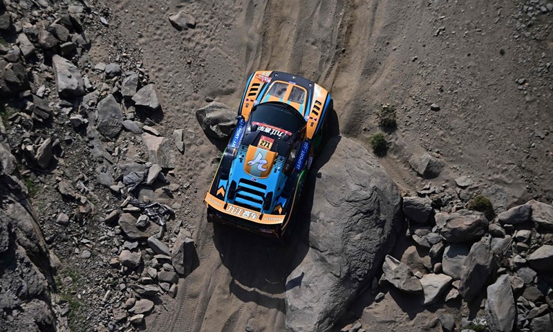 Šebalj i Bućan osmi u šestoj etapi relija Dakar