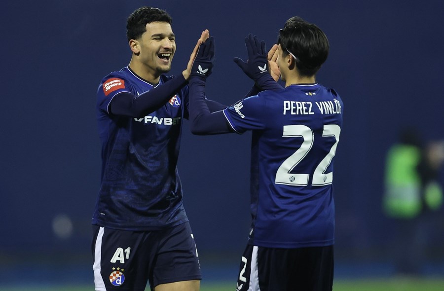 Bakrar ušao i odmah lijepo zabio za povećanje prednosti Modrih