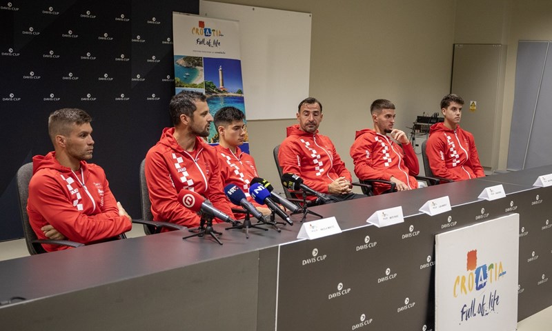 Dodig: 'Meč je težak, u mladom smo sastavu, s novim momcima u ekipi'