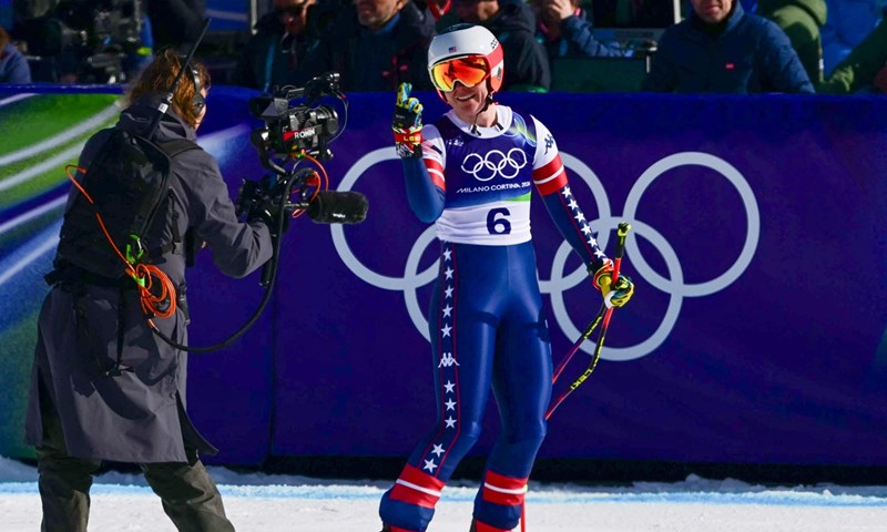 Breezy Johnson do zlata u spustu u sjeni teškog pada Lindsey Vonn