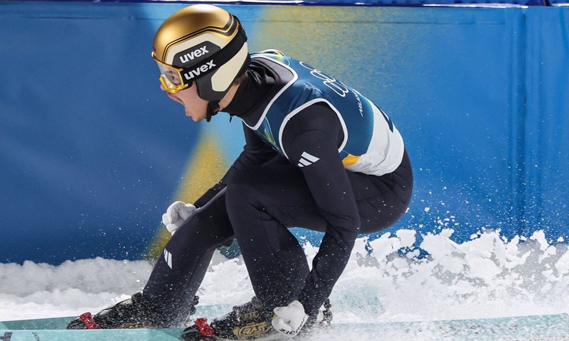 Slovenci ostali bez medalje na koju su računali, Prevc podbacio i ostao bez odličja na maloj skakaonici