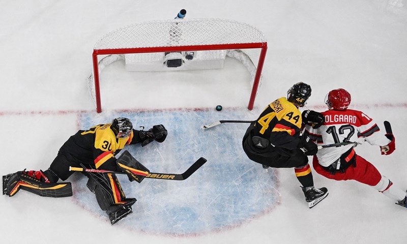 SAD uvjerljivo do pobjede, Njemačka na krilima Stutzlea do trijumfa