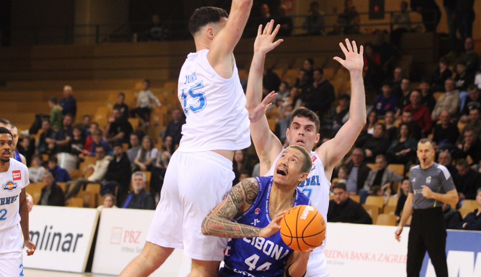 Cibona prekinula seriju poraza u Rijeci, Dubrovnik nakon dva produžetka slavio kod Dubrave