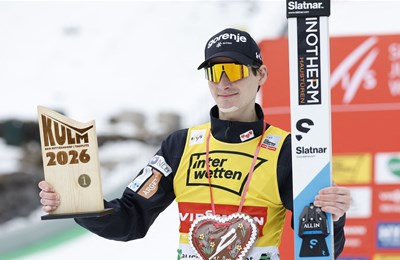 Domen Prevc nedodirljiv u Kulmu, za metar i pol nadmašio je bratov rekord