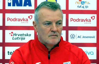 Hrvatska prvi put u Bjelovaru, Obrvan poručio: 'S obzirom na situaciju u kojoj se nalazimo, dat ćemo maksimum'