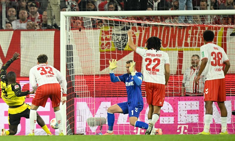 Kovačeva Borussia Dortmund uspješno odradila gostovanje kod Kölna