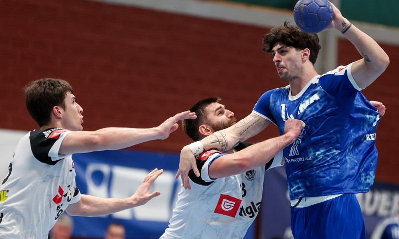 Zagreb do pobjede u derbiju kola, Nexe slavio u Dugom Selu