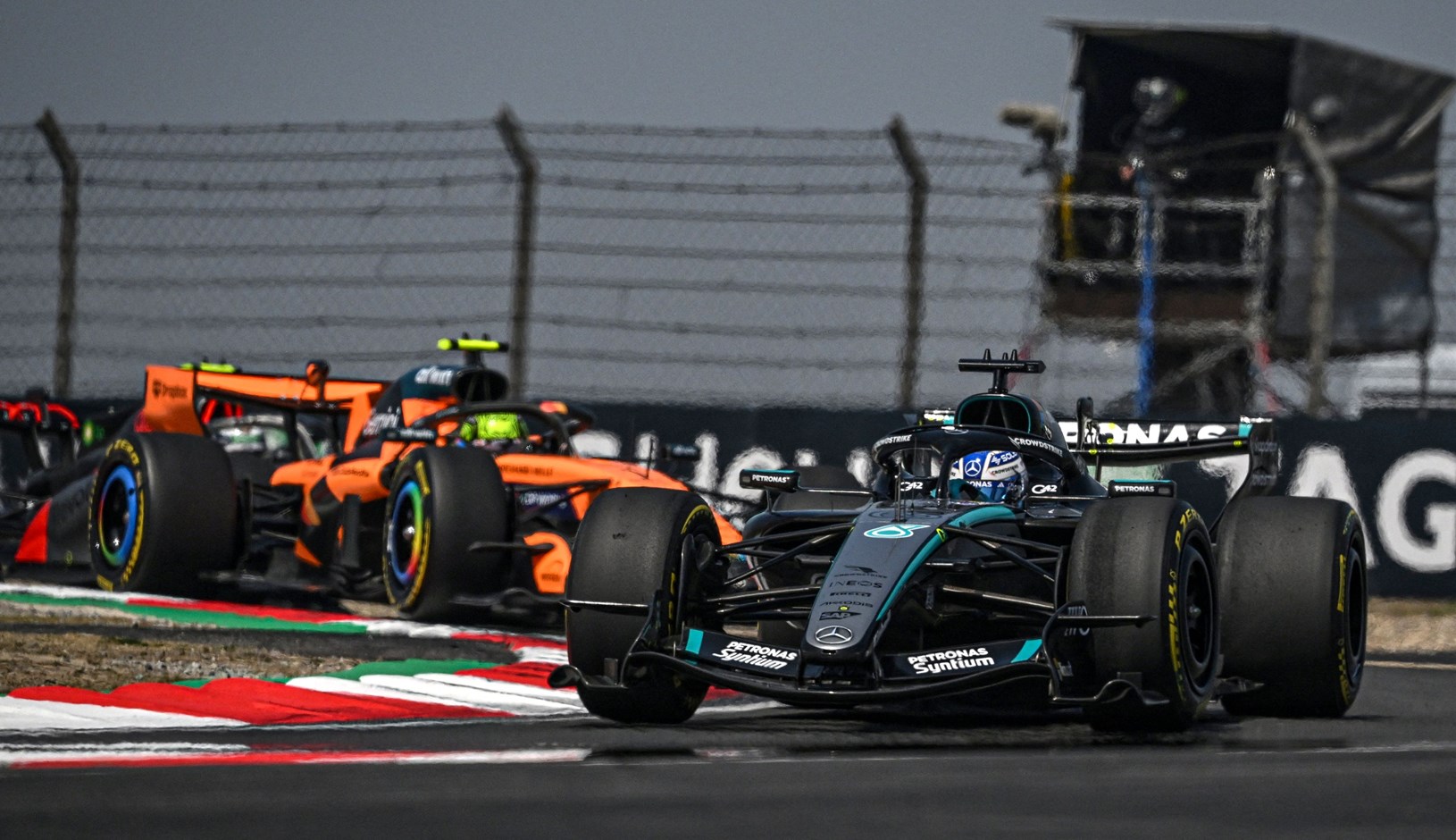 Red Bull ponovno podbacio, McLaren se vraća u formu u kvalifikacijama za sprint utrku u Šangaju