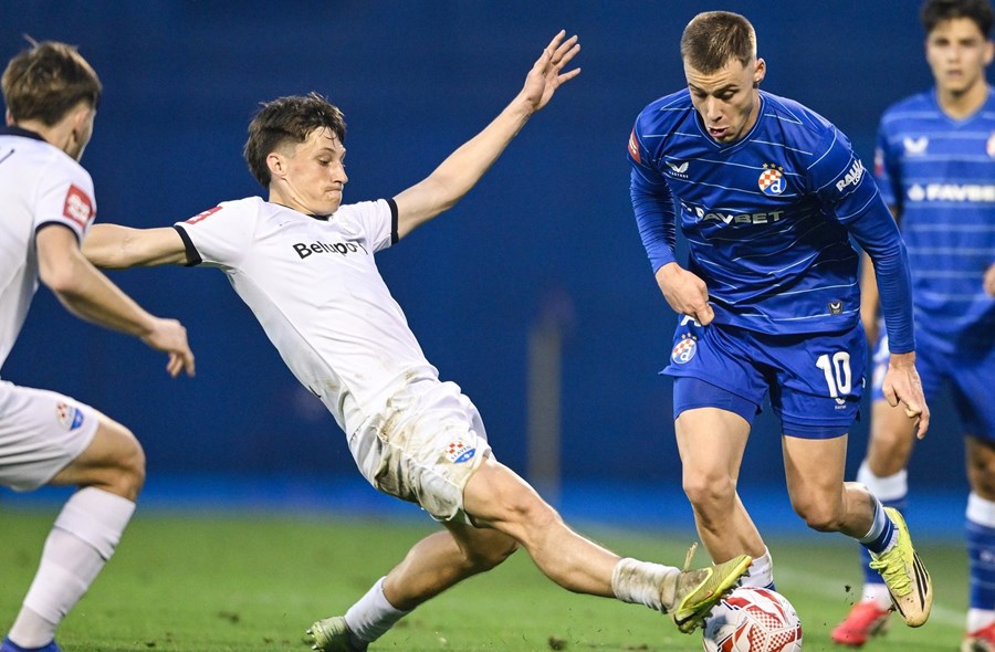 Savršeno dodavanje Stojkovića izbacilo Vidovića u sjajnu situaciju za preokret