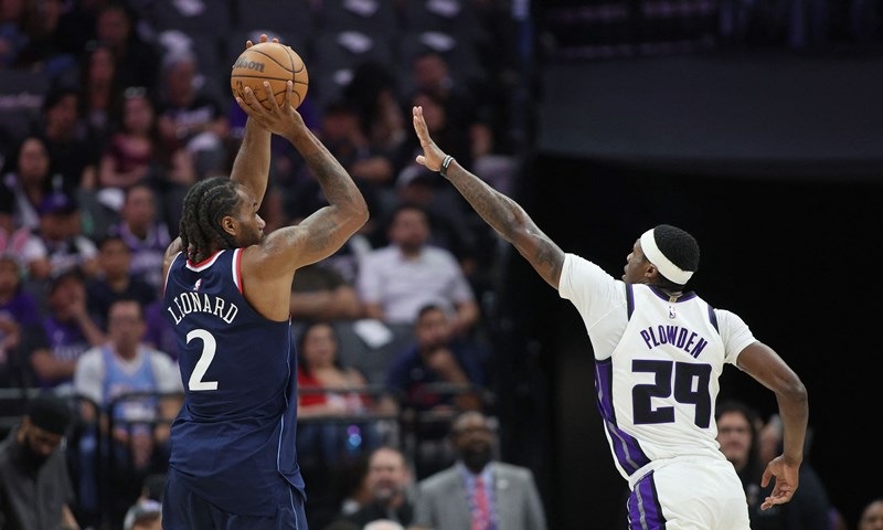 Lakersi bez Dončića izgubili od Dallasa, Flagg ponovno briljirao s 45 poena