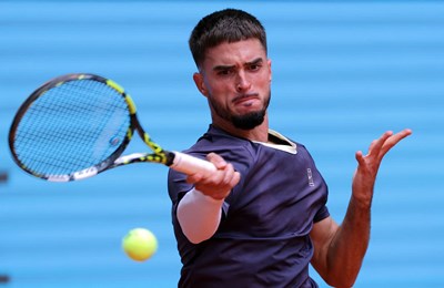 Dino Prižmić do pobjede karijere, izbacio šestog igrača svijeta u drugom kolu Madrida!