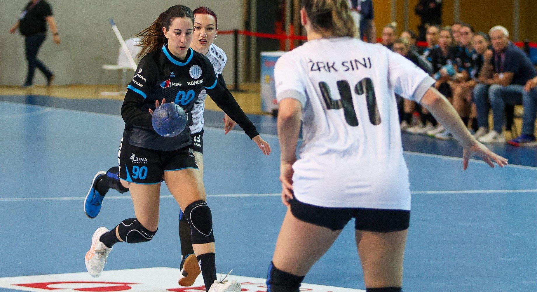 Podravka i Lokomotiva uvjerljivim pobjedama do finala Kupa rukometašica