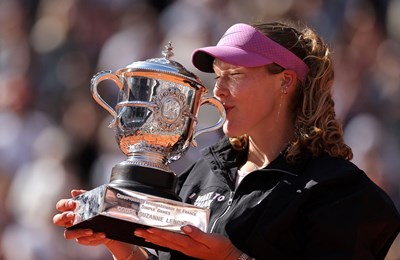 Mira Andrejeva pomela poljsku senzaciju i osvojila Roland-Garros