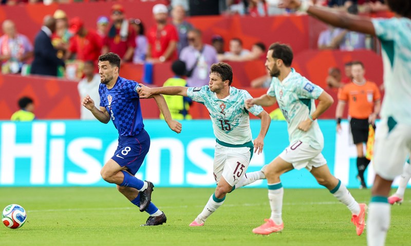 Ustati pa reći - Mateo Kovačić