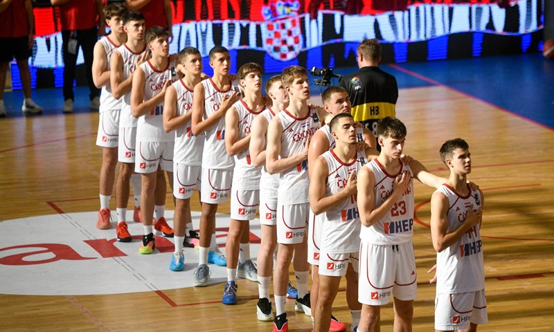 Treća pobjeda mladih Hrvata na EuroBasketu: Pala je i Rumunjska, slijedi okršaj s Crnom Gorom za prvo mjesto