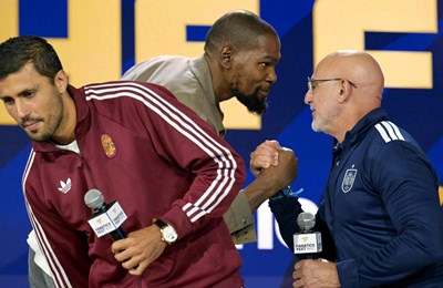 Durant usporedio LeBronovu Philadelphiju sa svojim Golden Stateom: 'Ova momčad je više nego nepoštena'