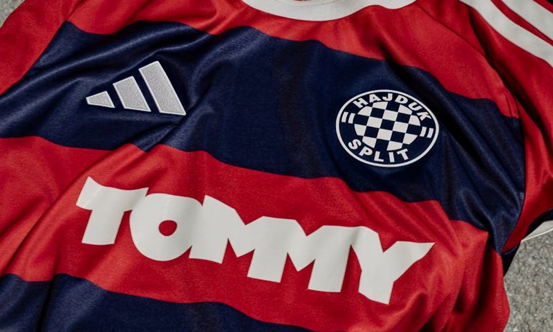 Hajduk predstavio novi gostujući dres: Spoj stoljetne tradicije i retro dizajna