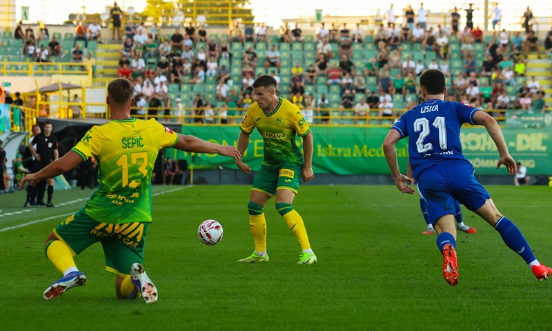 Dinamo zakasnio na utakmicu pa se spašavao protiv vrlo dobre Istre