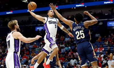 Kingsi nastavljaju gubiti, ali njihov 19-godišnji rookie napravio je nešto što su uspjeli samo LeBron i Dončić